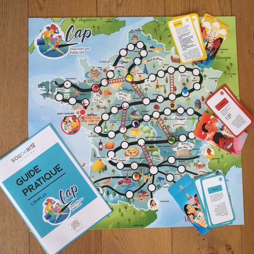 A board game co-created with Solidarité Estuaire, aimed at displaced people to help them learn the codes of the workplace.